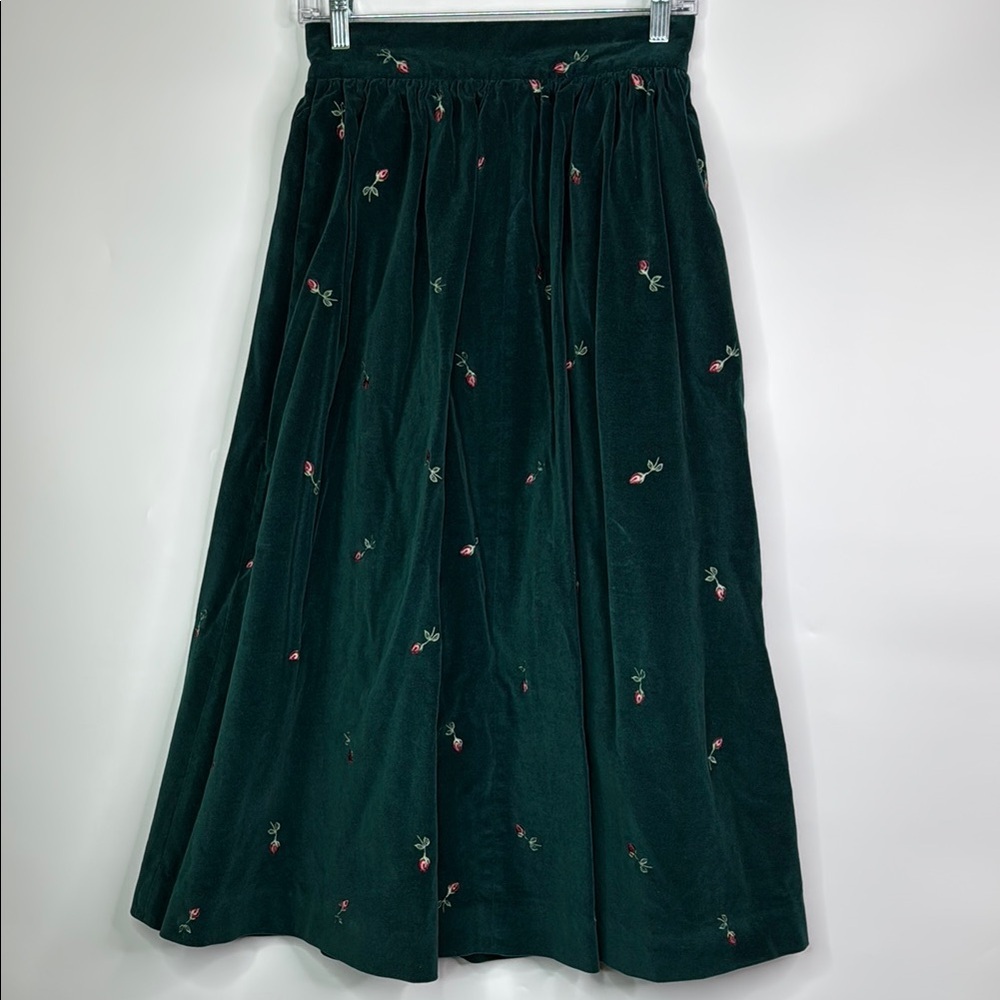 The Eagle's Eye Green Floral Velvet Maxi Skirt Size 8 Hong Kong Cottagecore